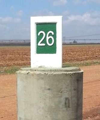 Chainage KM Post for roads 900x250x170 - Image 2
