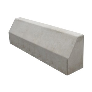 Fig 7.1 Kerb beveled edges 985mm long